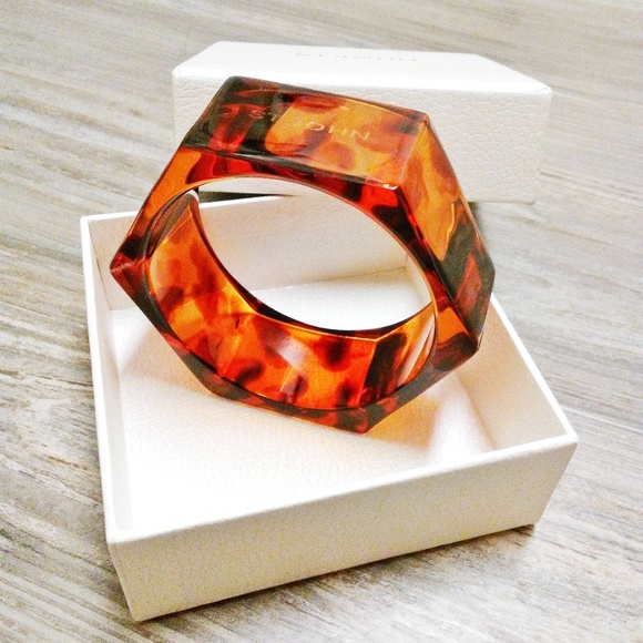 m_5cc2be027a817371491f076a