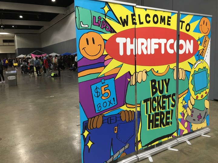 Thriftcon sign